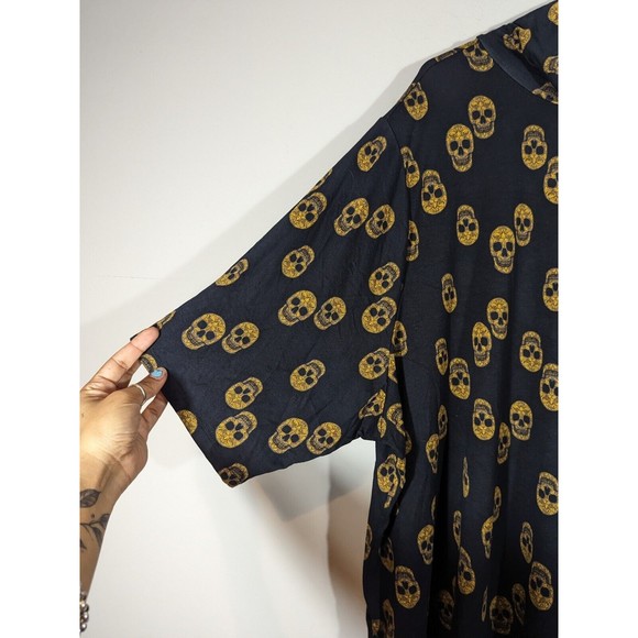 Torrid Skull Super Soft Turtleneck Tunic Tee Women Plus Size 6 - Picture 4 of 7